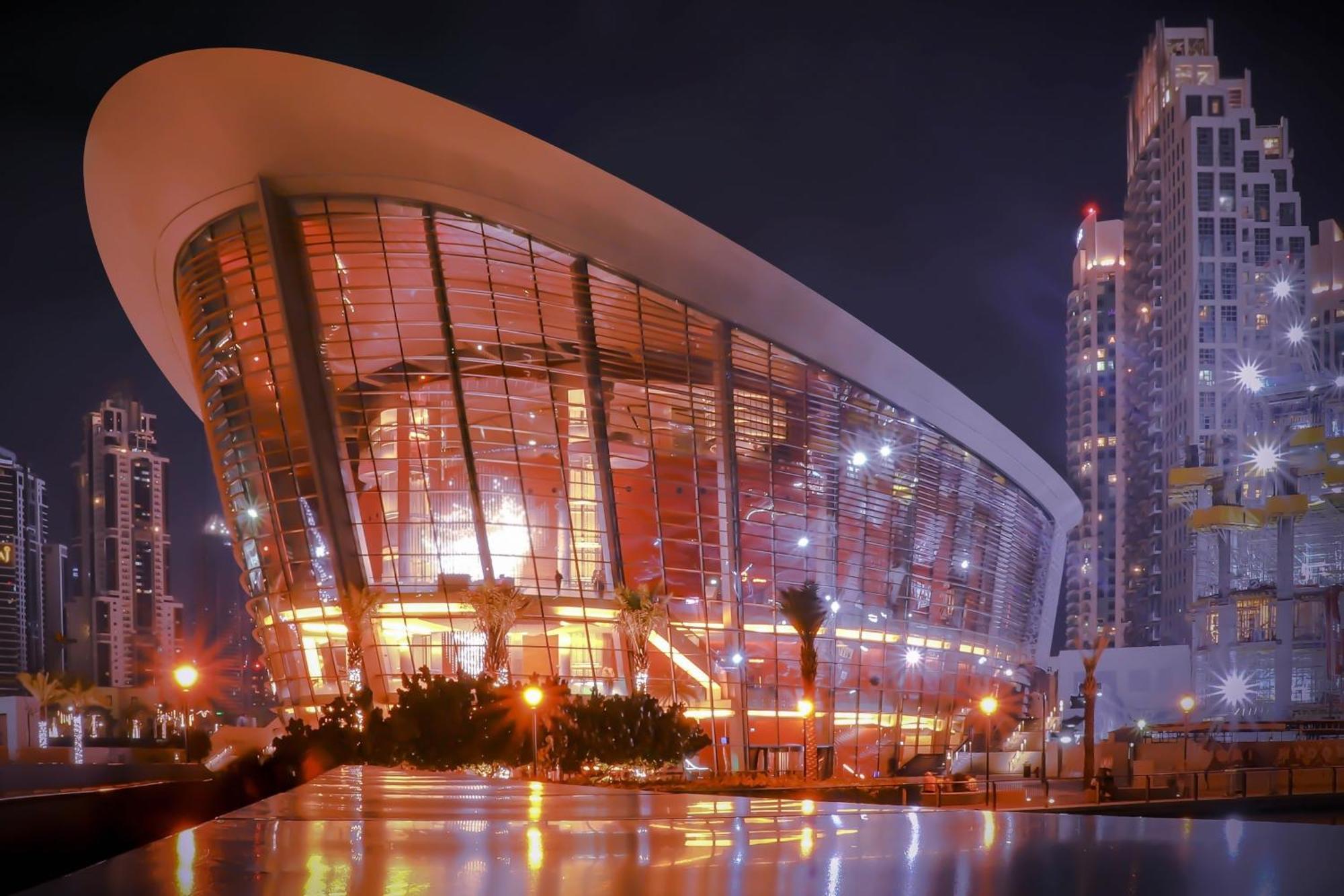Burj Crown - Urban Chic Opera Boulevard View, Walk To Mall Апартаменти Дубай