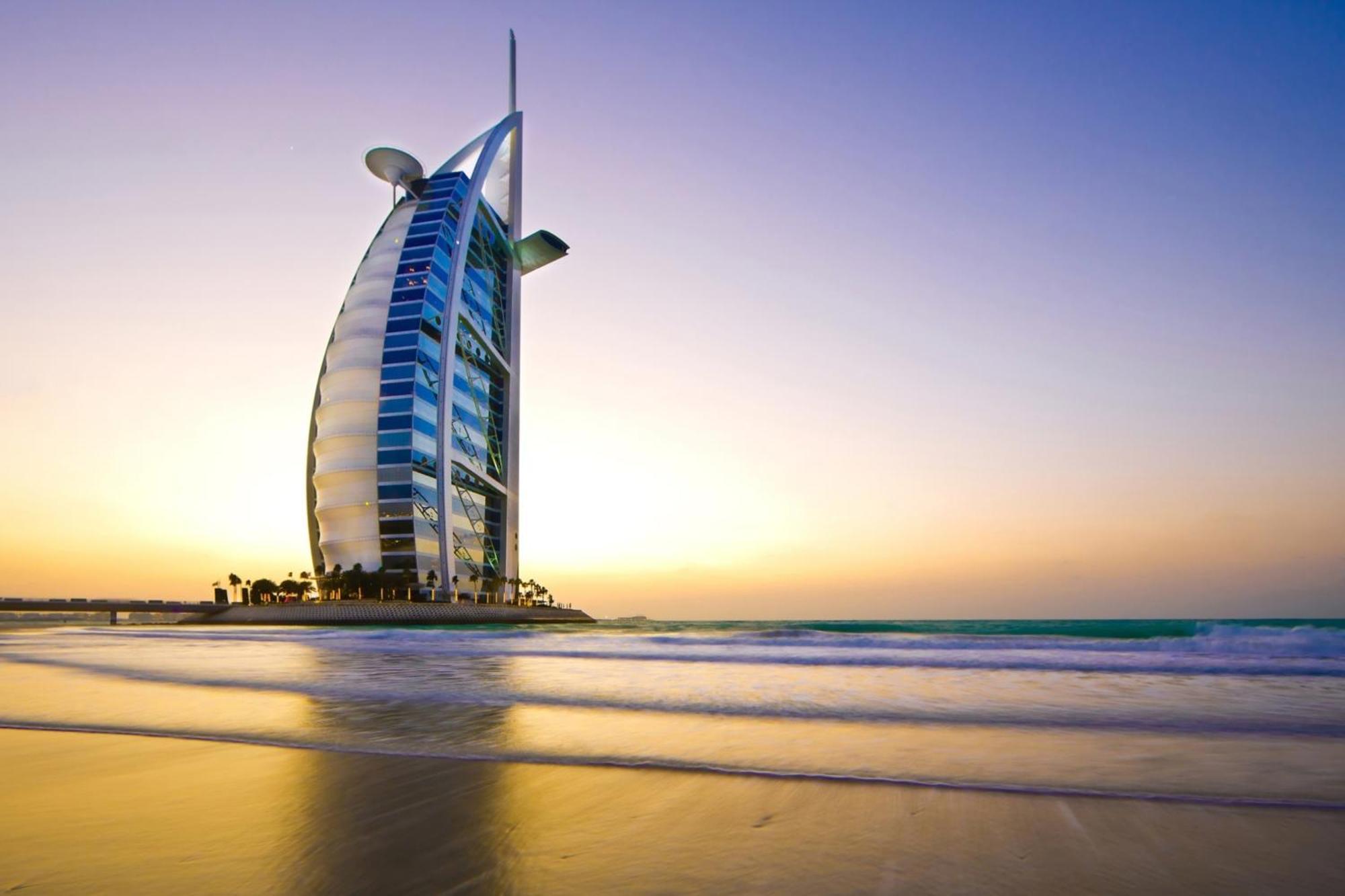 Burj Crown - Urban Chic Opera Boulevard View, Walk To Mall Апартаменти