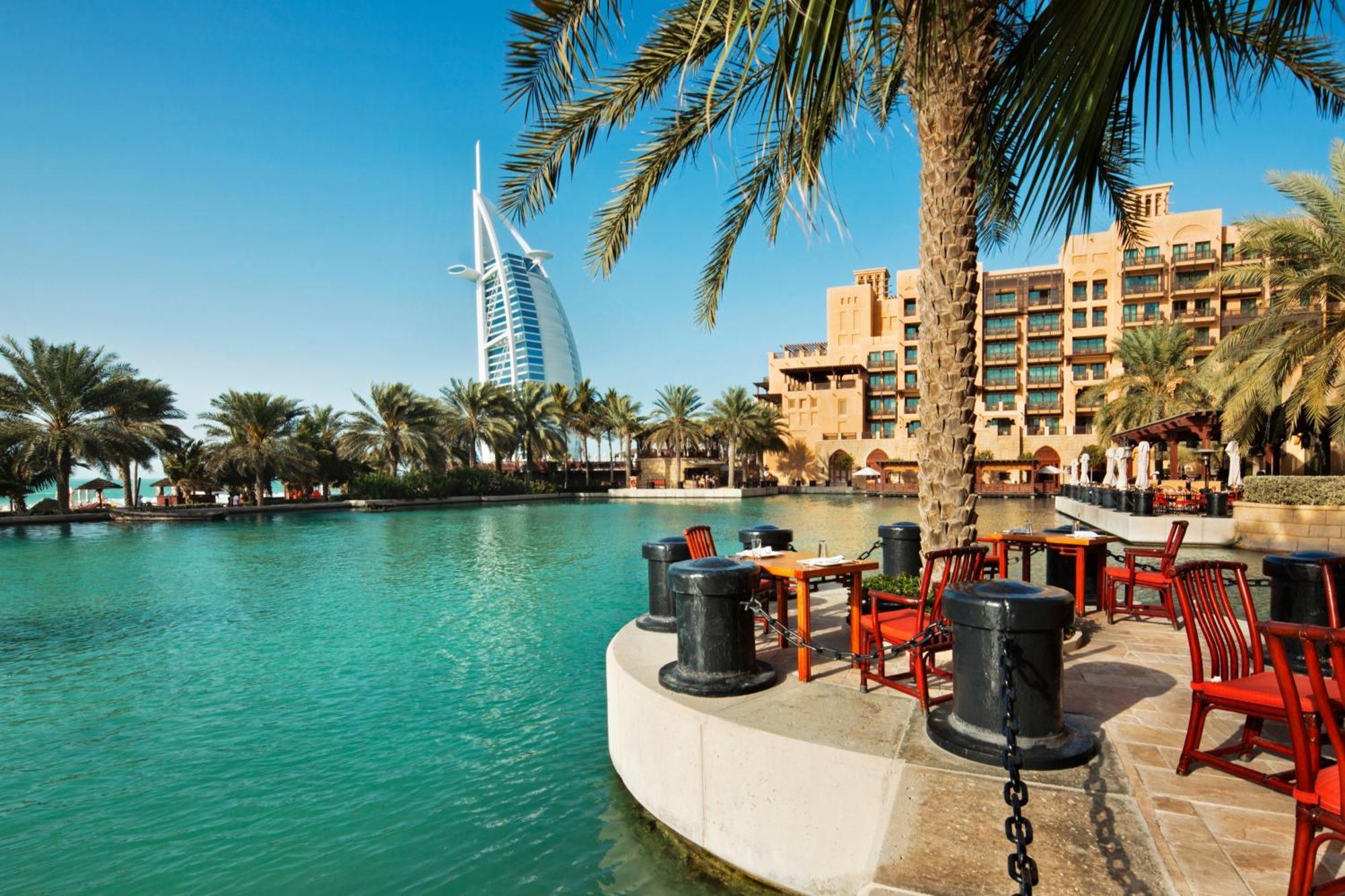 Burj Crown - Urban Chic Opera Boulevard View, Walk To Mall * Дубай